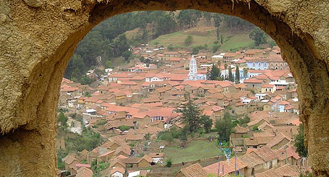 Ciudad de Cochabamba. Turismo en la CIUDAD JARDÍN de Bolivia. 