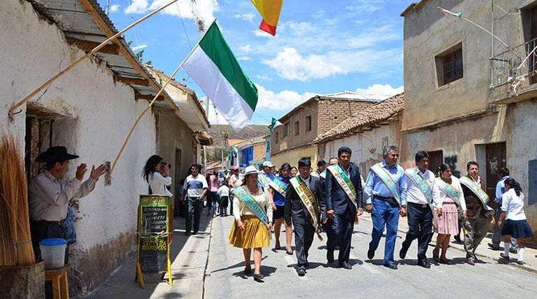 Cochabamba estrena el viaducto más grande del país
